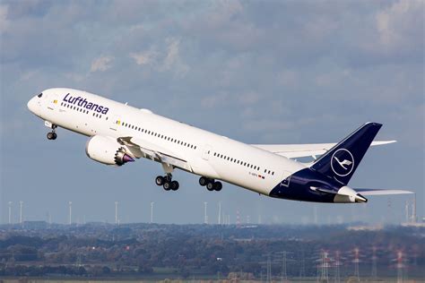 Lufthansa To Begin Boeing 787 Frankfurt Hyderabad Flights In January 2024