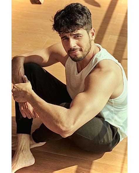 #sidharthmalhotra is trending along with #thankgod best wishes to you @sidmalhotra & whole team. Entertainment News Today January 16, 2020: 10 Sultry Looks of Birthday Boy Sidharth Malhotra