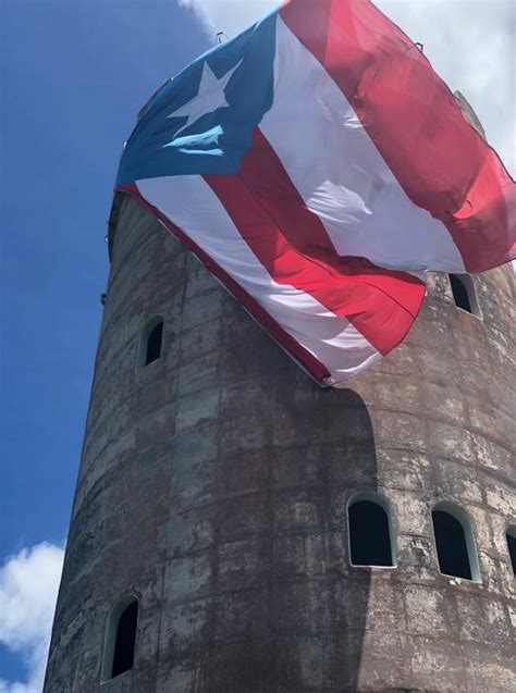 Samicraft Puerto Rican Flag Vertical