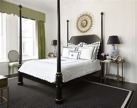 40 Four Poster Beds Fit For Royalty