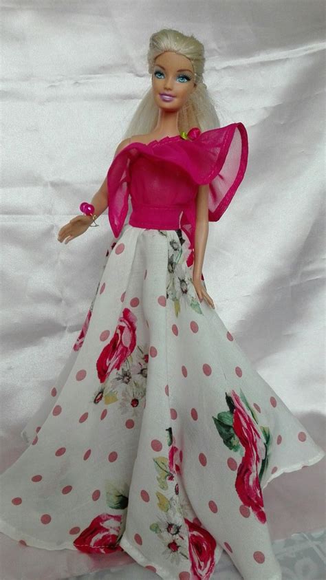 Pin By Nicki Phillips On Barbies Barbie Dress Doll Dress Barbie Fashion