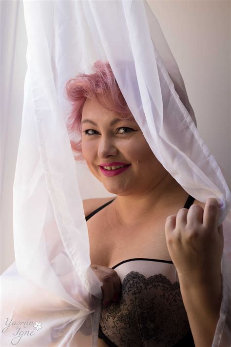 Pin By Gerrelle Official On Boudoir Plus Size And Curvy Plus Size Boudoir Photoshoot Curvy