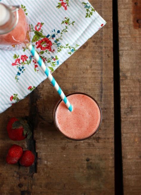 Strawberry Apple Smoothie Recipe Cook Click N Devour
