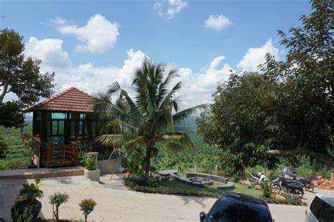 Resepsiyon personeli sınırlı saatler içinde hizmet verir. #DistanceJ - Bilut Hills Resort, Raub, Pahang. - Joycelogy