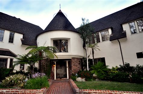 Walt Disneys Former Home Goes On The Market World Property Journal