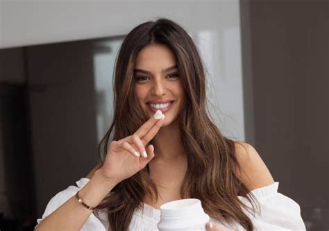 קנו האופנה החדשה ביותר ובגדי ילדים קנייה באתר נקסט ישראל :: זוג חדש מהאח הגדול? קארין עליה מגיבה על הדייט עם דניאל ...