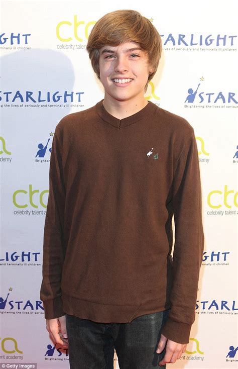 Former Disney Star Dylan Sprouse 21 Finds Himself At The Centre Of An Embarrassing Nude Photo