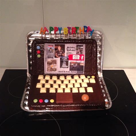 Check spelling or type a new query. Laptop Kuchen / cake. Perfekte Geschenkverpackung aus ...