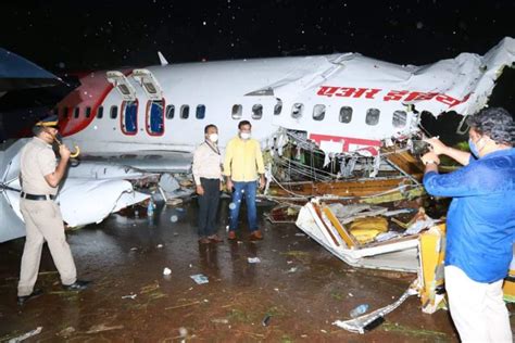 Ai Express Crash Dgca Bans Use Of Wide Body Aircraft At Kozhikode