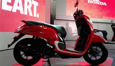Lihat harganya juli 2021 di bawah ini. Harga Honda Scoopy Terbaru 2017 dengan Velg 12 inc | Modif ...
