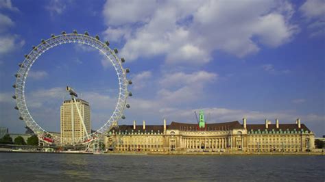 See most popular tourist places to visit in london, top things to do, shopping and nightlife in london, find entry timings, fees about various 1 km from city center 1 out of 42 places to visit in london. Top 10 reasons to visit London - Things To Do ...