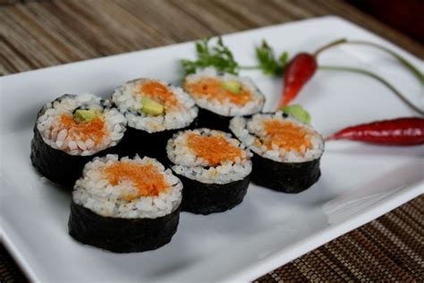 Check spelling or type a new query. How to make a spicy crunchy tuna roll - Quora