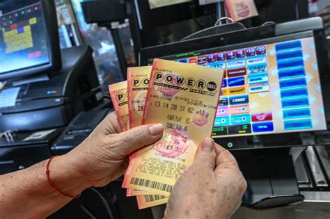 Powerball Jackpot Surges To 725m After 27 Consecutive Drawings With No Winner