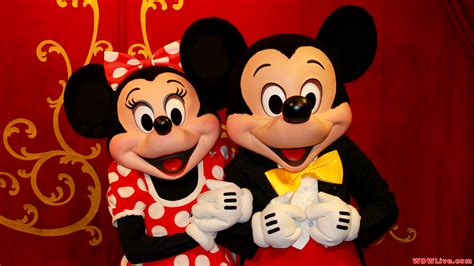 77 Mickey And Minnie Mouse Wallpapers