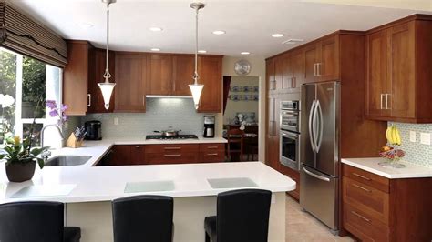 Complementamos el diseño de la cocina con imágenes 3d para que puedas visualizar como quedará tu cocina. Cocina con desayunador - YouTube