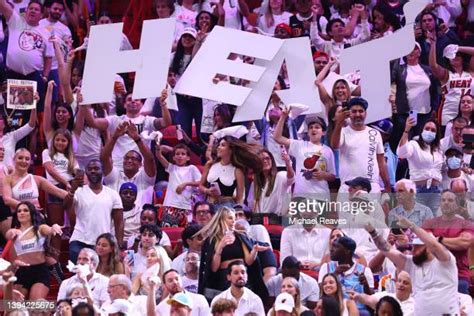 Miami Heat Fans Photos Et Images De Collection Getty Images