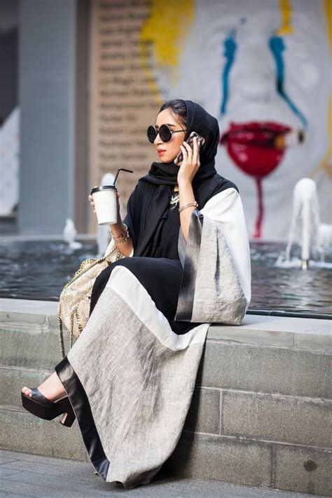 30 Most Popular Dubai Street Style Fashion Ideas For Women Abayas