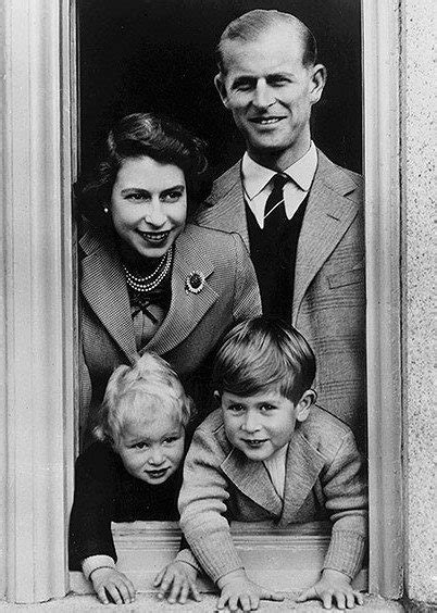 Elizabeth ii is the eldest daughter of prince albert, born on april 21, 1926, at bruton street in mayfair mansion during the reign of george v, who was her grandfather. Who would have become king if Queen Elizabeth had died ...
