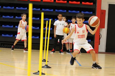La Escuela De Baloncesto Inicia El Curso El Próximo Lunes Saski Baskonia