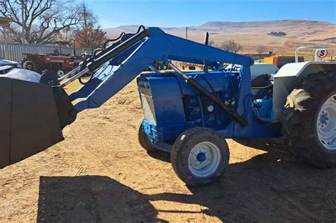 Ford Ford 4000 Tractor With Front End Loader 2wd Tractors Tractors For