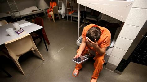 Jail Inmates To Use Tablets For Communicating Entertainment