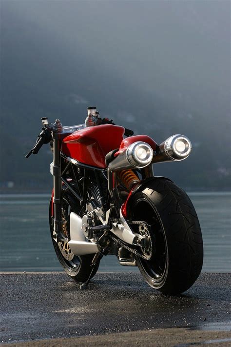 Custom Ducati Based On A 2003 Ducati 1000 Super Sport Made By Ludovic