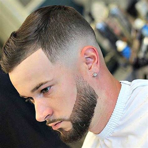 If you have perpetually straight hair, sometimes it may feel limiting, especially as a guy. 35 Best Hairstyles For Men With Straight Hair (2021 Guide)