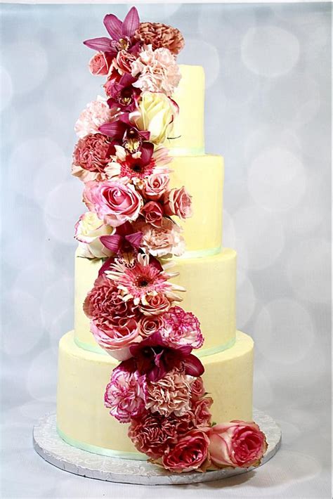 Buttercream Wedding Cake Decorated Cake By Soods Cakesdecor
