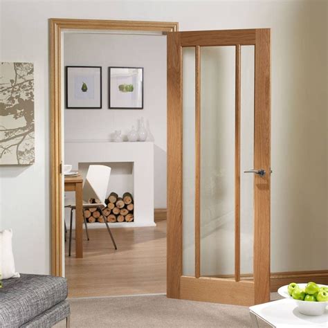 Worcester Oak 3 Pane Door With Clear Toughened Safety Glass And