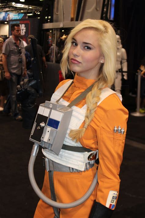 25 Of The Hottest Star Wars Cosplays To Celebrate May The 4th Wow