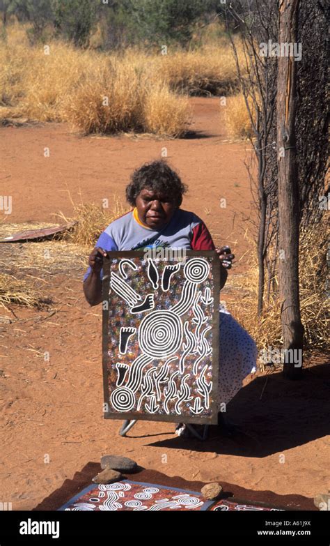 alice springs aboriginal banque de photographies et d images à haute résolution alamy
