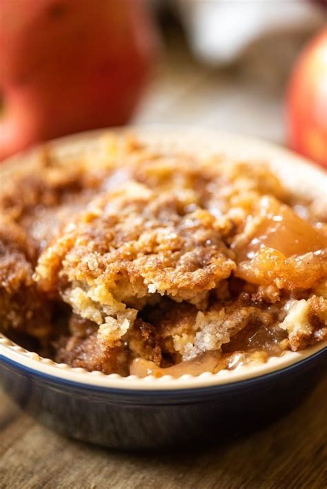 This Easy 3 Ingredient Apple Dump Cake Will Easily Be One Of Your