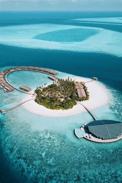 37 Most Beautiful Islands In The World Beautiful Hotels Beautiful