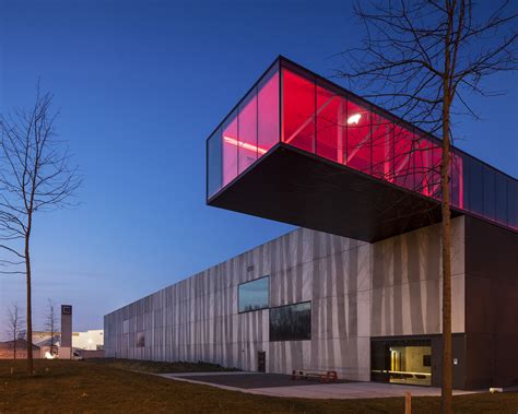 Galeria De Sede Enjoy Concrete Govaert And Vanhoutte Architects 4