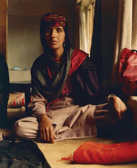 A Gujjar Woman In Kashmir Photo By Jamie Hawkesworth Portrait Poses