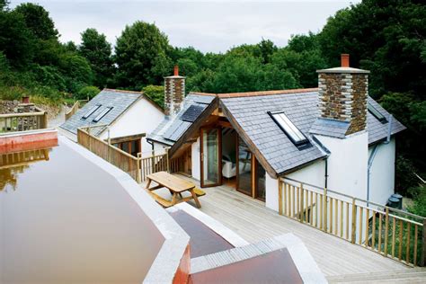 Eco Friendly Cottage Homebuilding Renovating