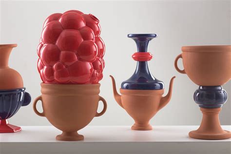 An Unexpected Design Dualitytal Batits Hybrid Vases