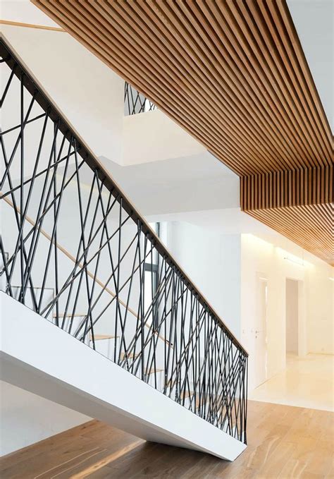 Wood Stair Railing Ideas To Elevate Your Homes Elegance Artourney