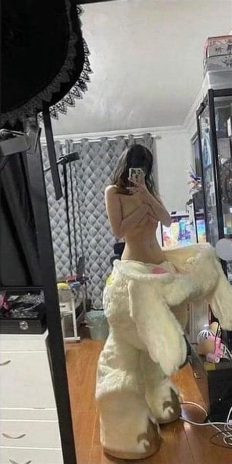 Girl With Long Brunette Hair Slim Body And Big Tits Cosplaying As Unicorn 1 Reply 1303473