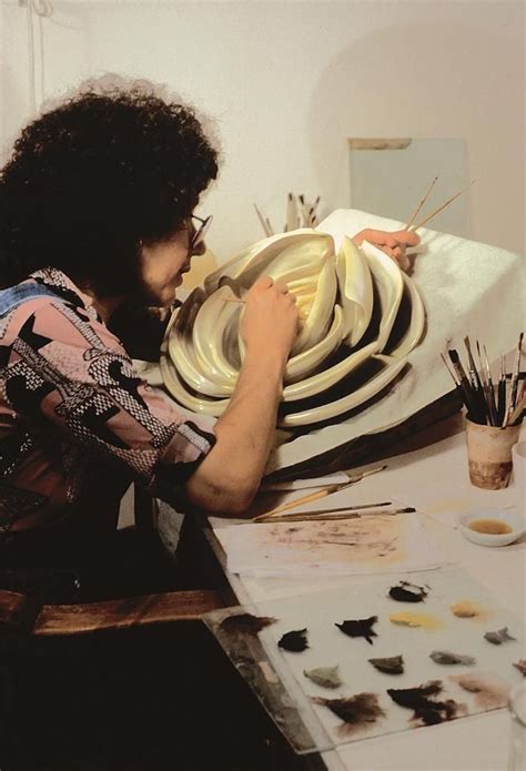 Judy Chicago Painting The Virginia Woolf Plate For The Dinner Party Inspiration Muse