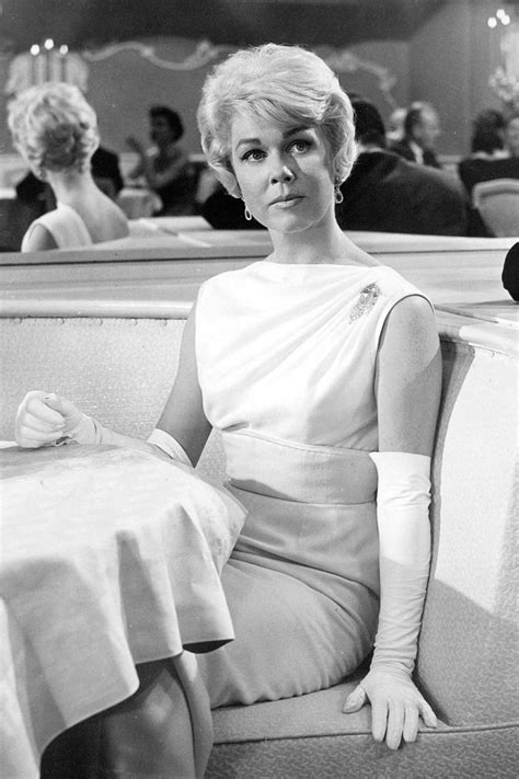Doris Days Top Fashion Moments In Film