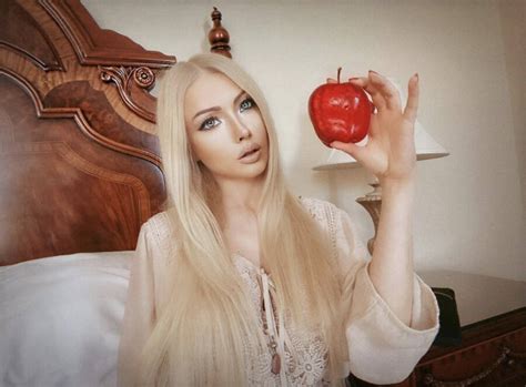 The Surreal Transformation Of Valeria Lukyanova Into A Human Barbie