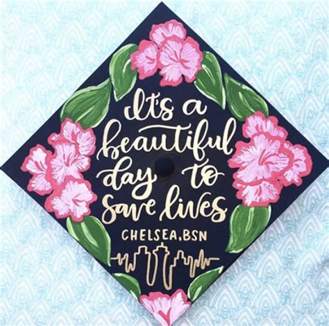 22 Amazing Grey's Anatomy Inspired Grad Caps - Women.com | Nurse