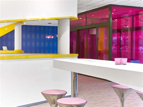 Prizeotel Design By Karim Rashid Archiscene Your Daily Architecture