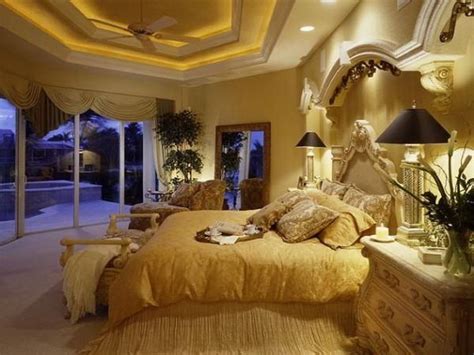 Awesome Luxurious Gold Master Bedroom Color Scheme Refreshing
