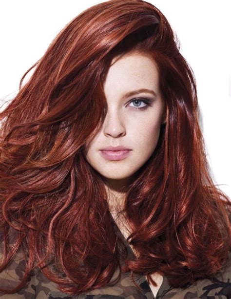 la coloration auburn couleur de cheveux phare pour l année 2022 cheveux roux auburn cheveux