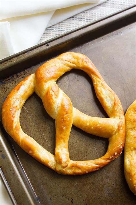 Homemade Soft Pretzels Made Easy Munaty Cooking