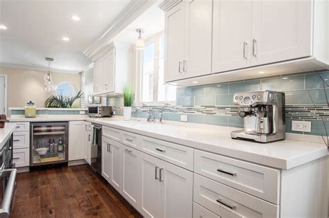 Order a sample shop now. Timeless white solid wood shaker: superior craftmanship ...