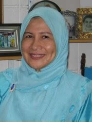 Che husna received a degree from tunku khurshiah college, seramban in 1973, and her a levels from oxford college of further education in 1975. WORLD LITERATURE; AtLaS iN oUr hAnDs: Featured Writers in ...
