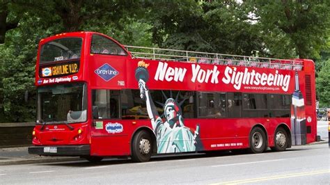 Hop On Hop Off Bustour Door New York